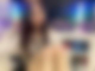 Bella's Live Sex Cam Show