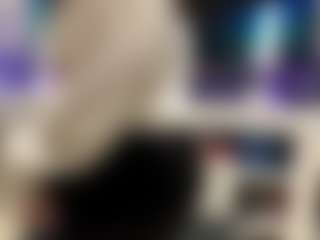 Bella's Live Sex Cam Show