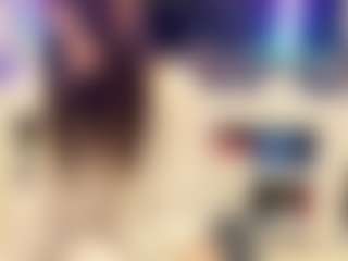 Bella's Live Sex Cam Show