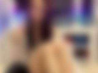 Bella's Live Sex Cam Show