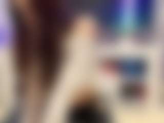 Bella's Live Sex Cam Show