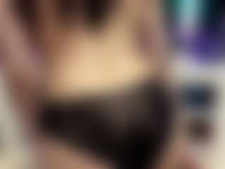Live cam show with Bella - Camel Toe on https://playwithruby.com