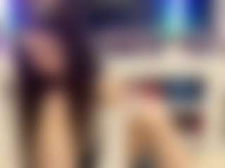 Bella's Live Sex Cam Show