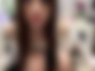 Bella's Live Sex Cam Show