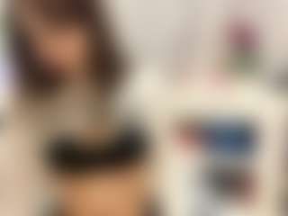 Bella's Live Sex Cam Show