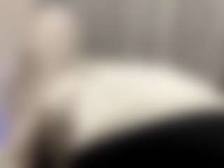 Bella's Live Sex Cam Show
