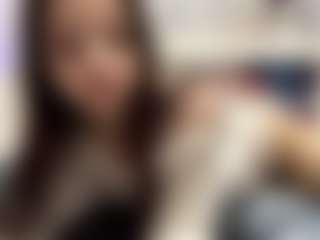 Bella's Live Sex Cam Show