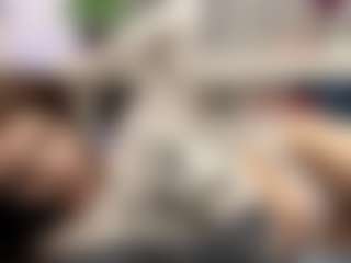 Bella's Live Sex Cam Show