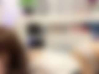 Bella's Live Sex Cam Show