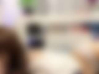 Bella's Live Sex Cam Show