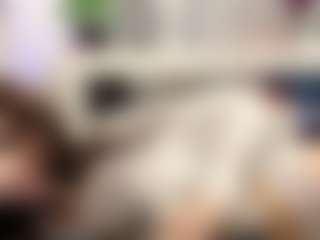 Bella's Live Sex Cam Show