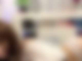 Bella's Live Sex Cam Show