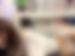 Bella's Live Sex Cam Show