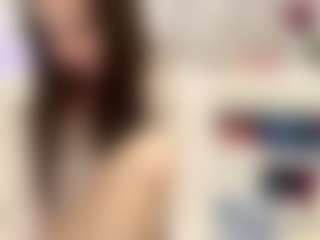 Bella's Live Sex Cam Show