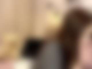 Bella's Live Sex Cam Show