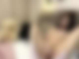 Bella's Live Sex Cam Show