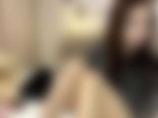 Live cam show with Bella - Sensual on CamSodaAdn