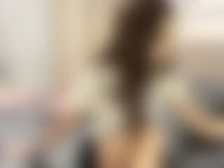 Bella's Live Sex Cam Show