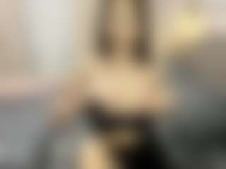 Bella's Live Sex Cam Show