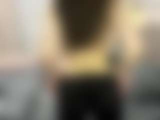 Bella's Live Sex Cam Show
