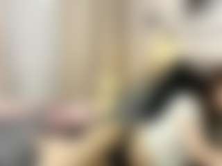 Bella's Live Sex Cam Show