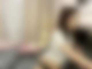 Bella's Live Sex Cam Show