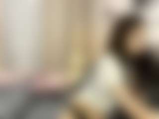 Bella's Live Sex Cam Show
