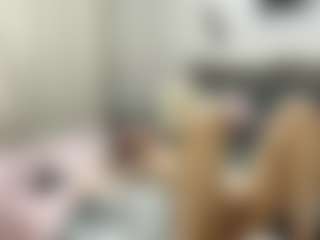 Live cam show with Bella - Nipple Piercings on crypto-cams