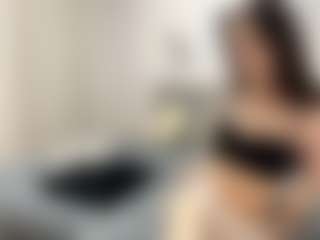 Bella's Live Sex Cam Show