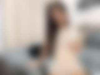 Live cam show with Bella - Facial Piercings on Streamer API