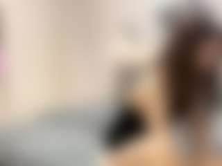 Live cam show with Bella - Twerk on Hubzter Live