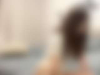 Bella's Live Sex Cam Show