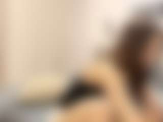 Live cam show with Bella - Cute on Camsoda