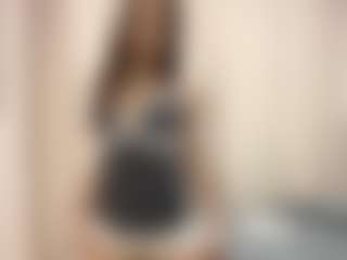 Bella's Live Sex Cam Show