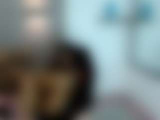 Live cam show with Miiassofiia - Camel Toe on CamClone