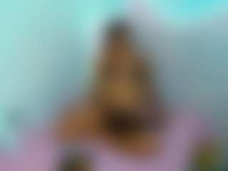 Live cam show with Miiassofiia - Skinny on Camsoda