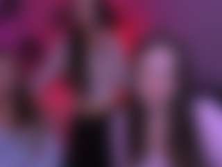 Live cam show with princessnicolee - Flashing on googirlz