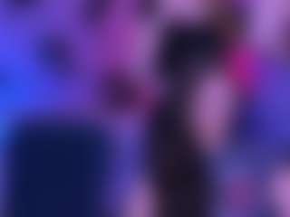 Live cam show with princessnicolee - Skinny on Dare Cams