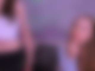 Live cam show with princessnicolee - Average on CamClone