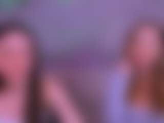 Live cam show with princessnicolee - Flashing on AdultVida.com