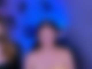 Live cam show with princessnicolee - Strip on TeamSkeetLive