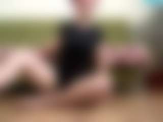 SuzanStjean's Live Sex Cam Show