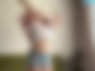 Live cam show with SuzanStjean - Shaved Pussy on Camsoda