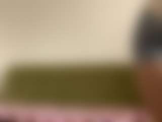 Live cam show with SuzanStjean - Red Hair Young Adult on Camsoda