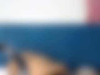 Live cam show with vannessax05 - Moaning on Camsoda
