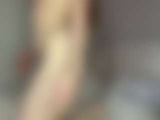 Amelia's Live Sex Cam Show