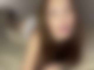 Live cam show with Amelia - Sexy on Dolls Live