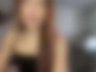 Live cam show with Amelia - Brown Hair Petite on Dare Cams