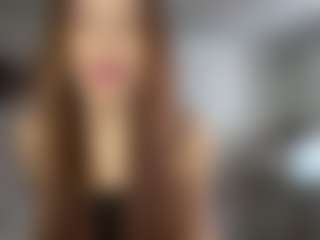 Live cam show with Amelia - Petite MILF on camwithhim.com