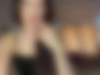 Live cam show with Amelia - Tease on Camsoda